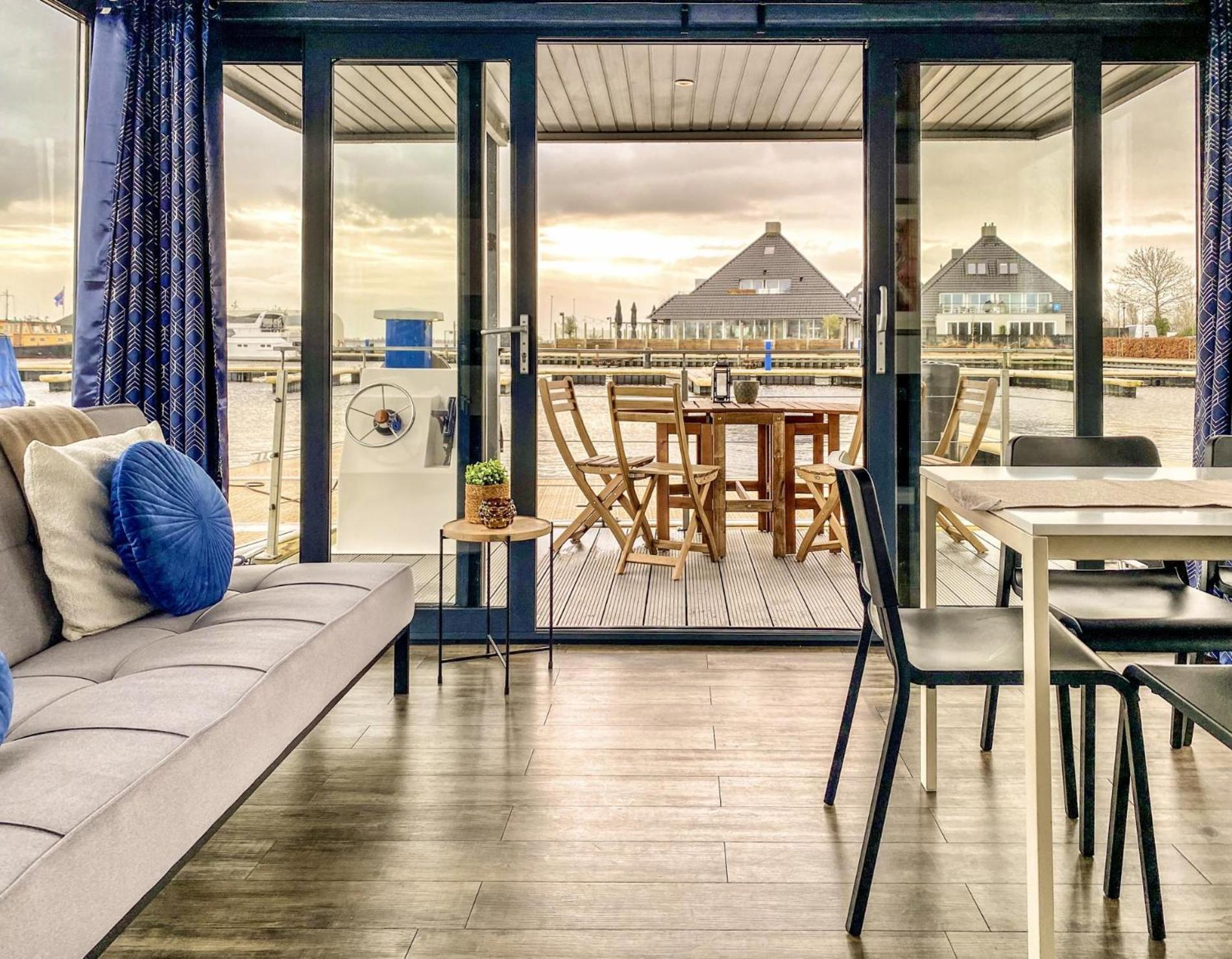Houseboat Blue Sneekermeer Offingawier ภายนอก รูปภาพ