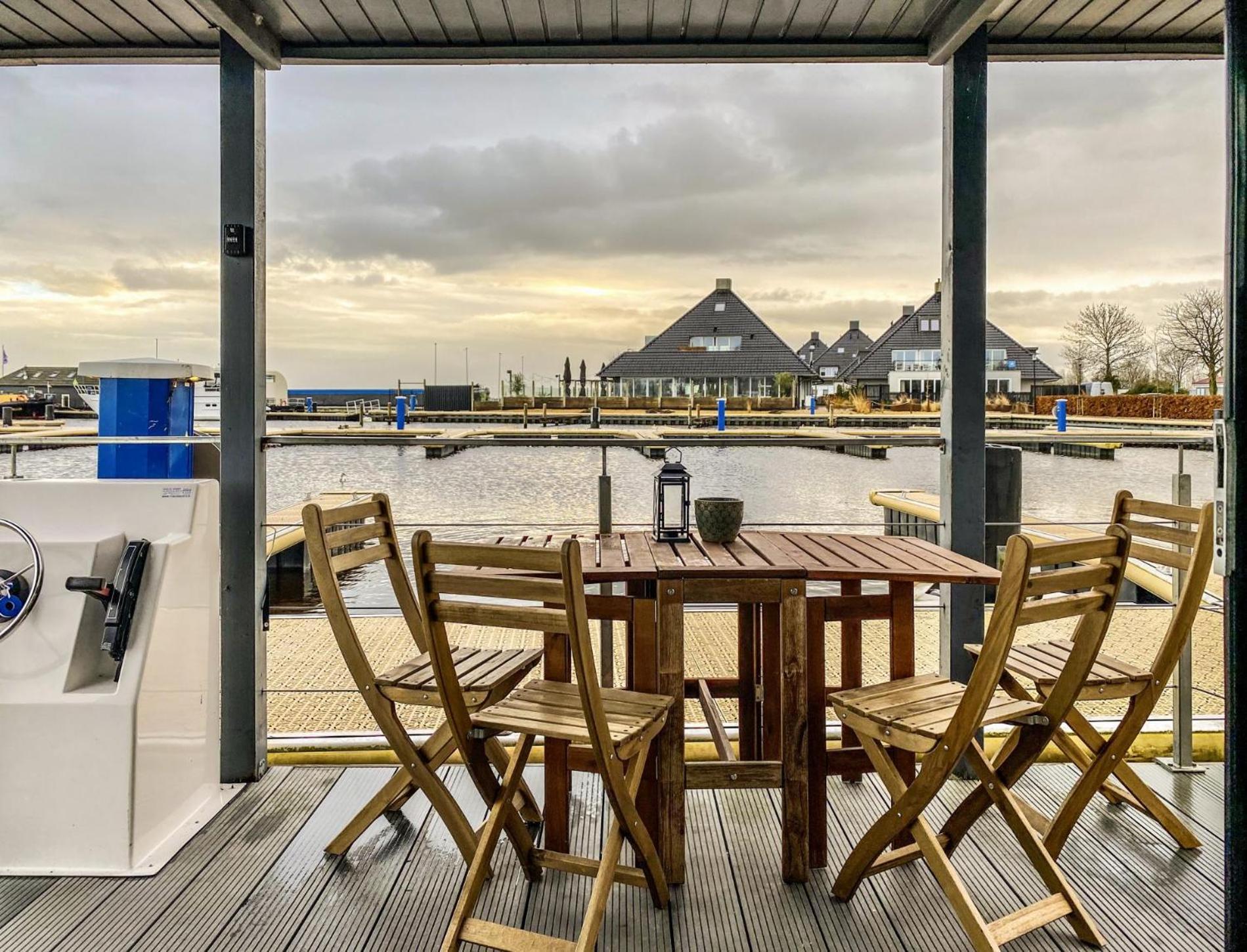 Houseboat Blue Sneekermeer Offingawier ภายนอก รูปภาพ